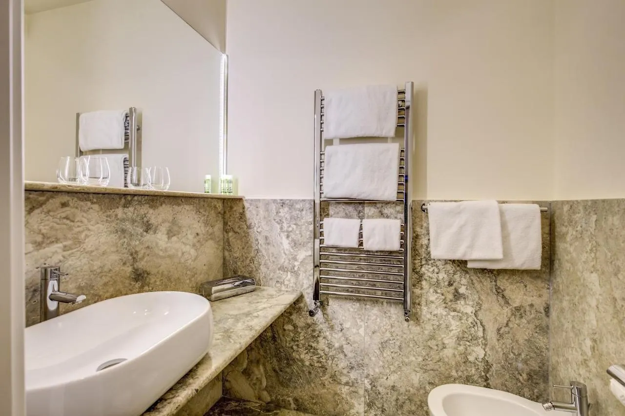 Casa Argileto Hotel Rome 2*,